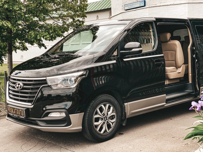 Hyundai Starex h1