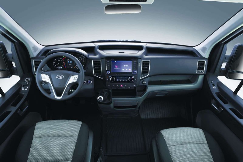 Hyundai Grand Starex 2018