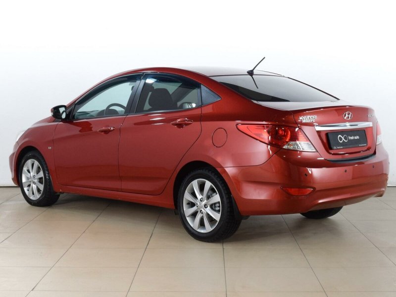 Hyundai Solaris 2013