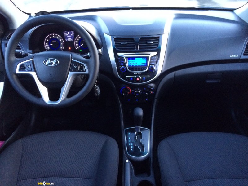 Hyundai Solaris 2013