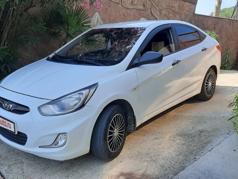 Hyundai Solaris 2013 седан