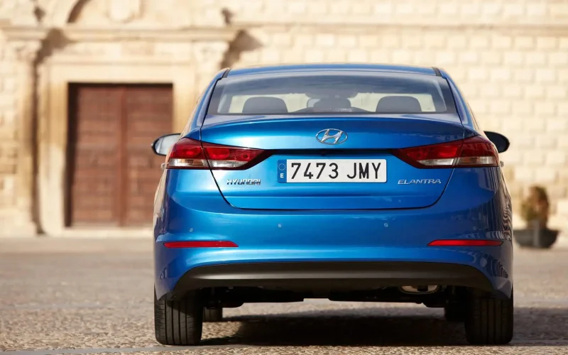 Hyundai Elantra 2016 2.0
