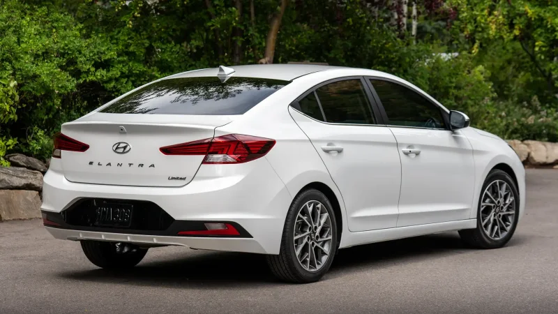 Hyundai Elantra 2020