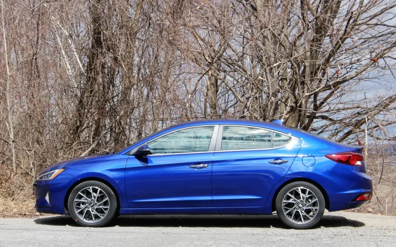 Hyundai Elantra 2021 Blue