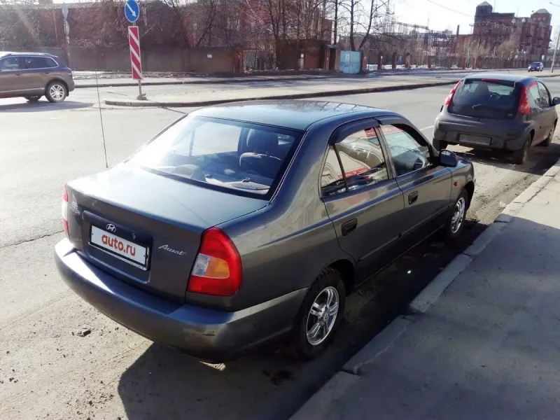 Акцент ТАГАЗ 2005 салон