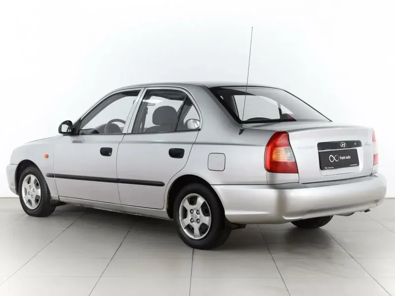 Hyundai акцент 2005