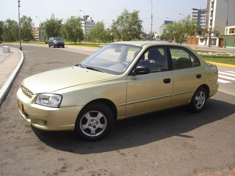 Хендай акцент 2005 серая