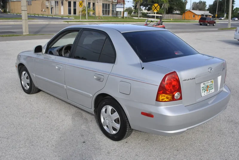 Hyundai Accent 2008 салон