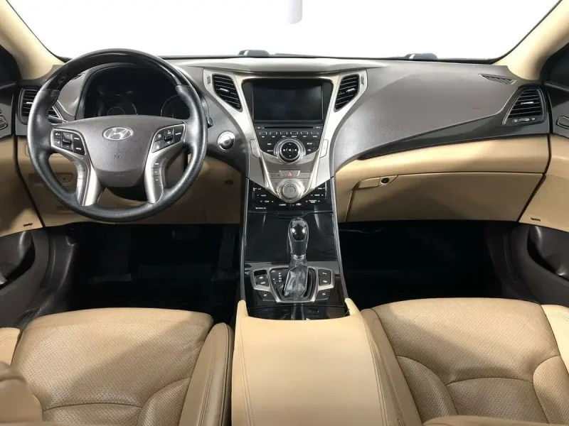 Hyundai Grandeur 2012