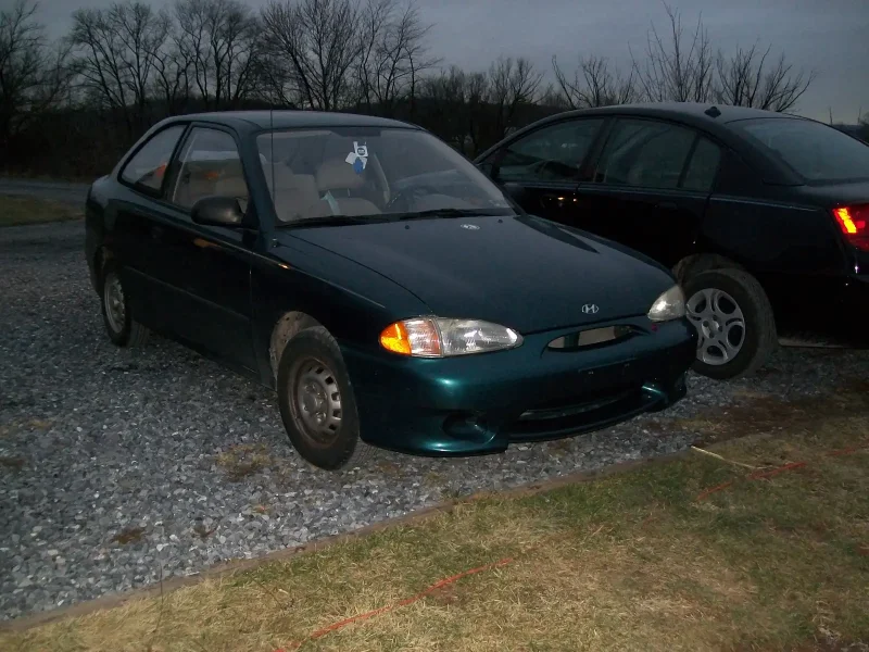Hyundai Accent, 1998 хэтчбек