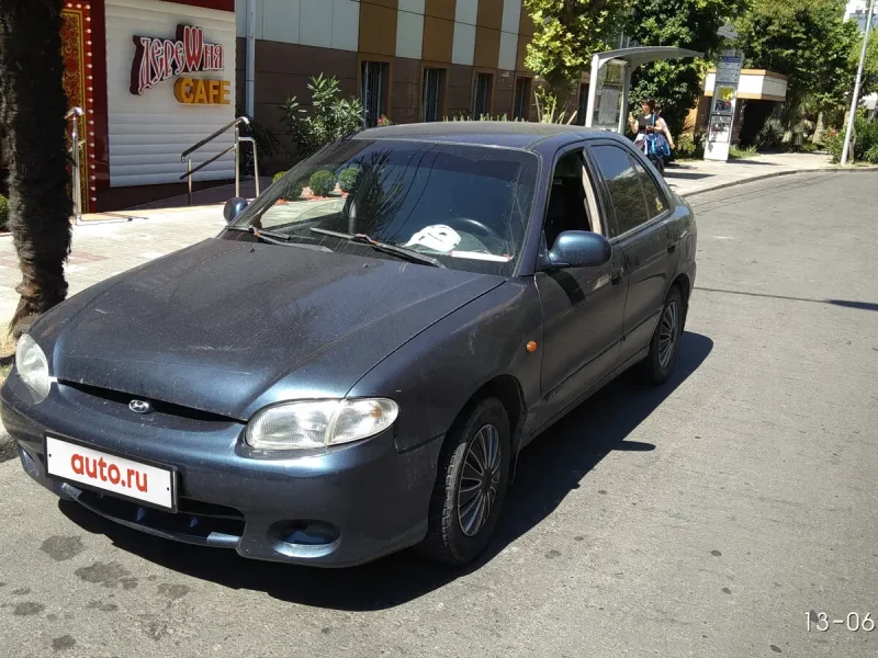 Hyundai Accent, 1996 хэтчбек