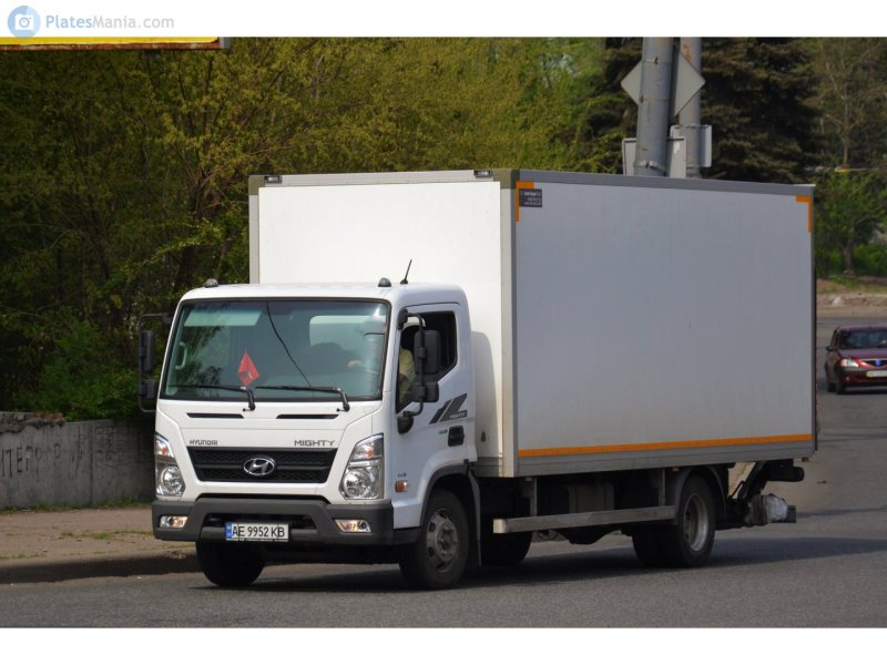 Hyundai Mighty ex8 тентованный