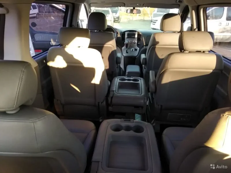 Hyundai h1 Starex 2015