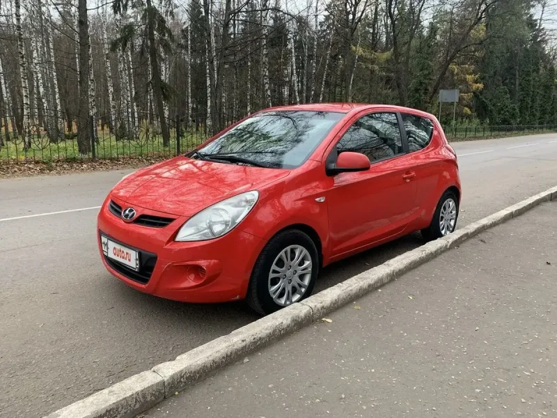 Хендай ай 20 2010
