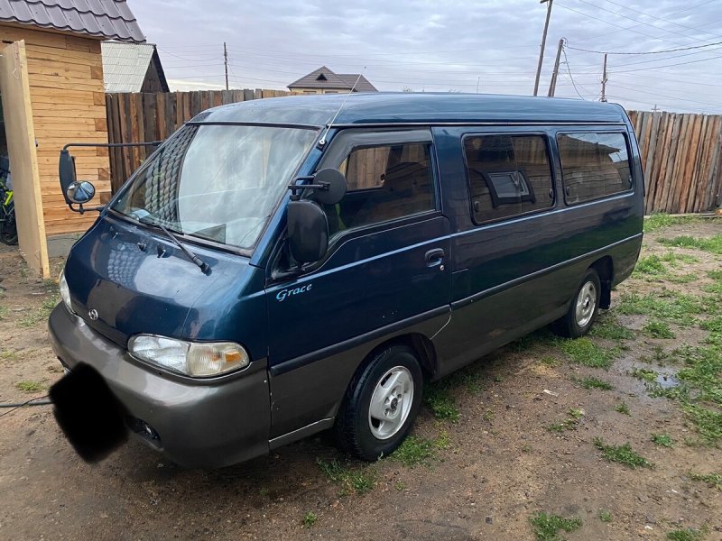 Hyundai Grace 2.5 МТ
