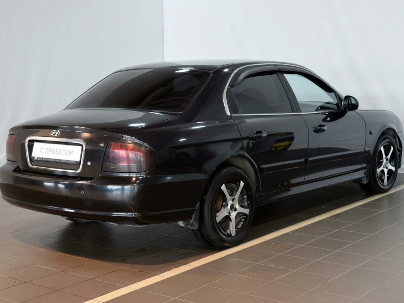 Hyundai Sonata EF 2006 черные