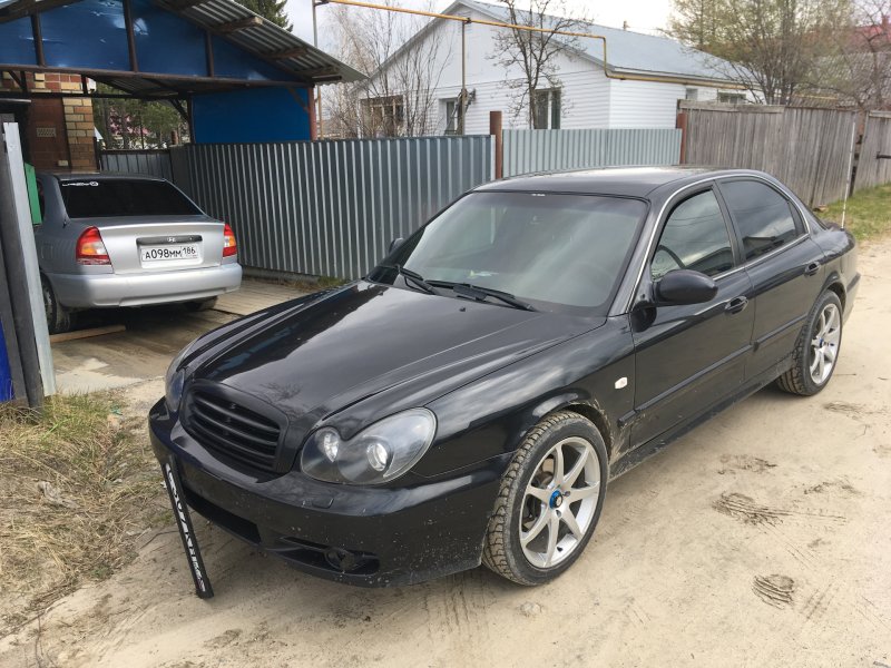 Hyundai Sonata EF черная r17