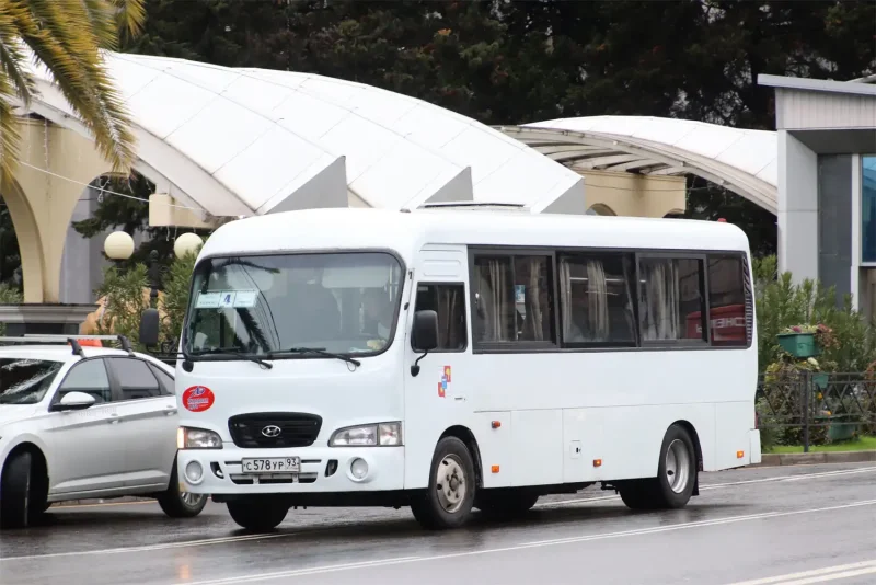 Автобус Hyundai HD (LWB) County