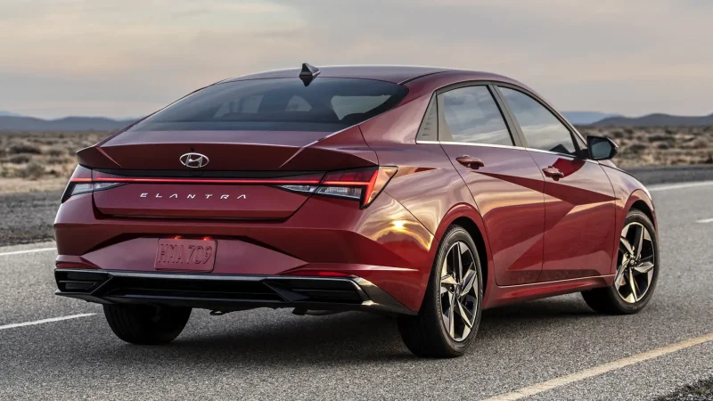 Hyundai Elantra 2021