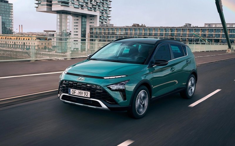 Hyundai Bayon сравнение