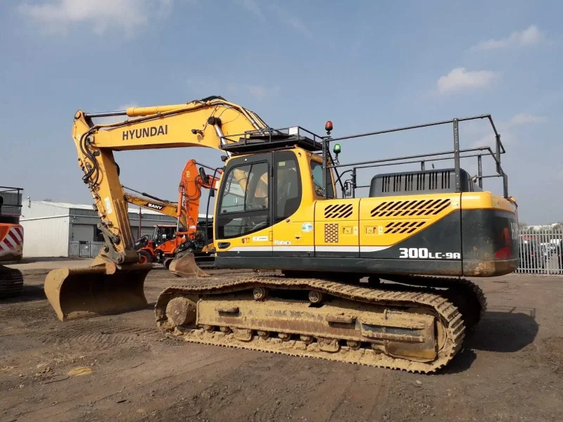 Hyundai r300lc-9