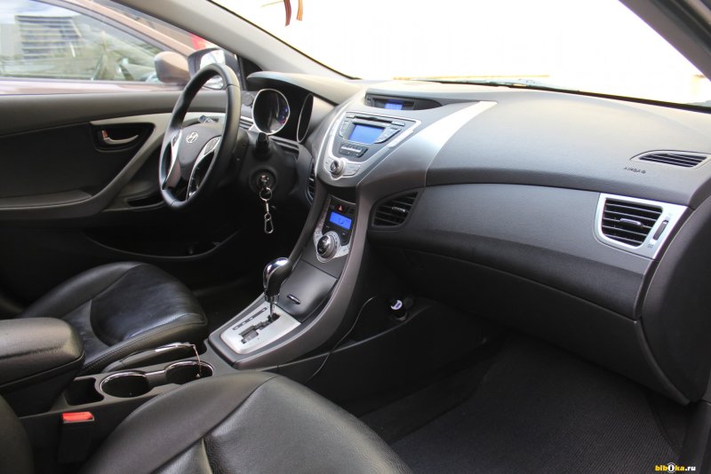 Elantra MD 1.6 at 2011