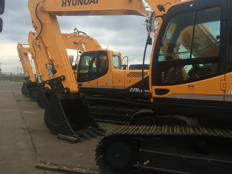 Гусеничный экскаватор Hyundai r260lc-9s