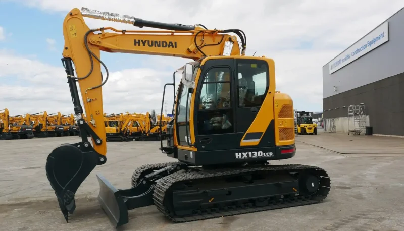 Гусеничный экскаватор Hyundai hx220s