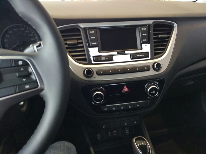 Hyundai Solaris 2017 мультимедиа