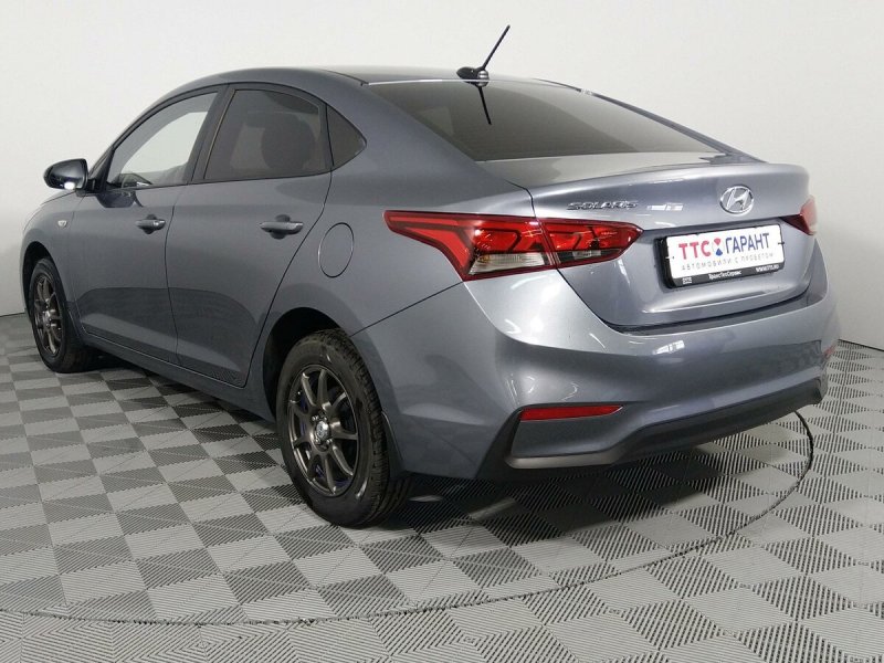 Hyundai Solaris II 2017 салон