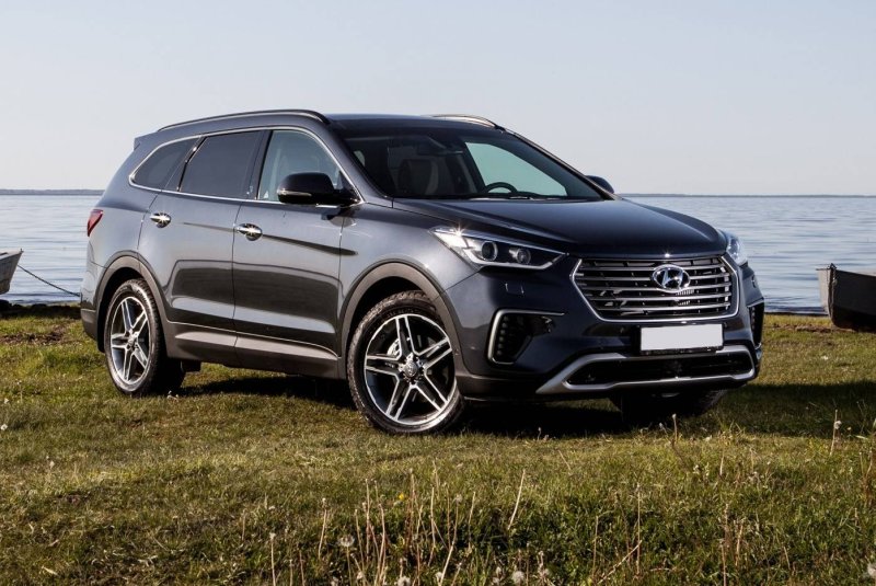 Hyundai Grand Santa Fe 2016