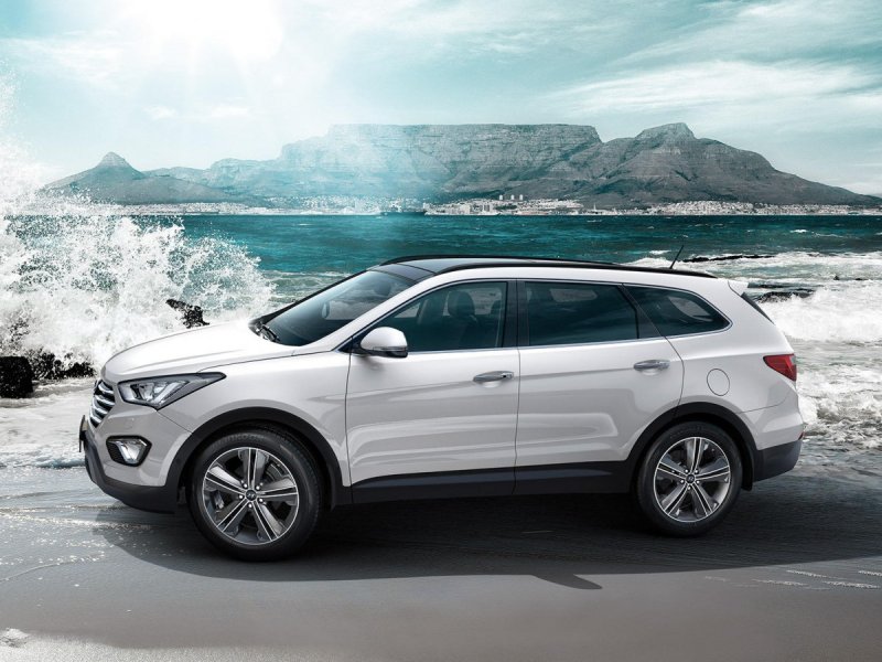 Hyundai Grand Santa Fe
