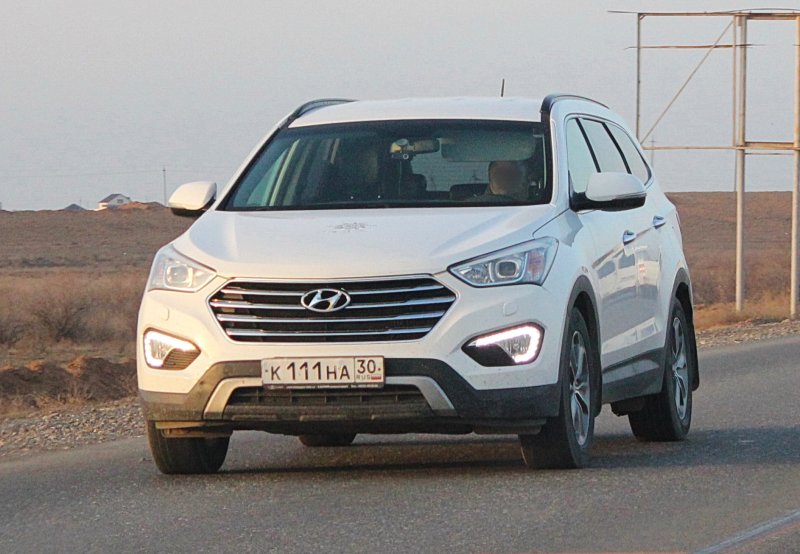 Hyundai Grand Santa Fe