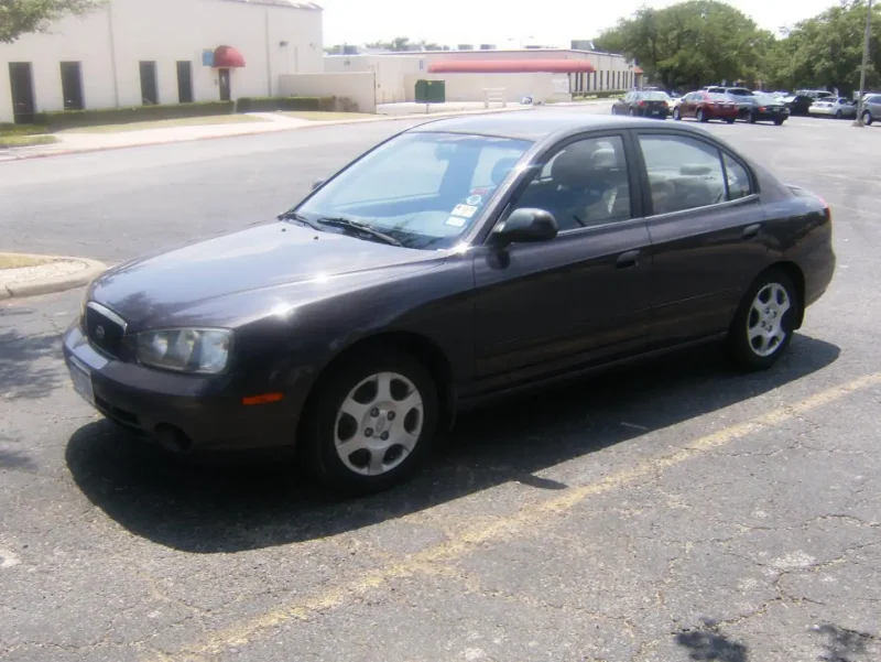 Hyundai Elantra 2006 хэтчбек