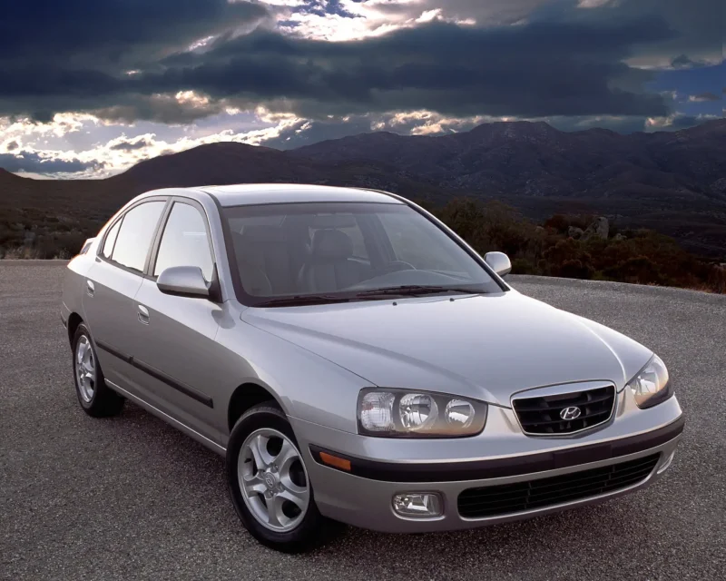 Hyundai Elantra 2001 2.0