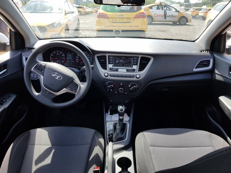 Хендай Солярис 1.4 автомат