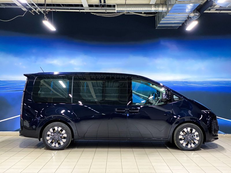 Staria Hyundai минивэн 2021
