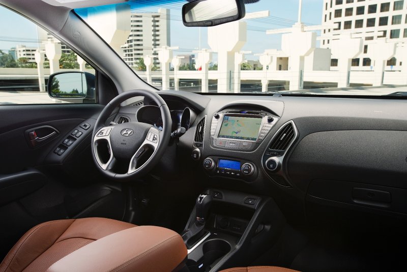 Hyundai Tucson салон 2013