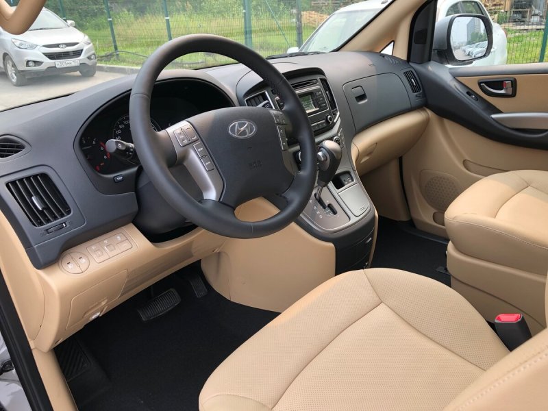 Hyundai h-1 Business