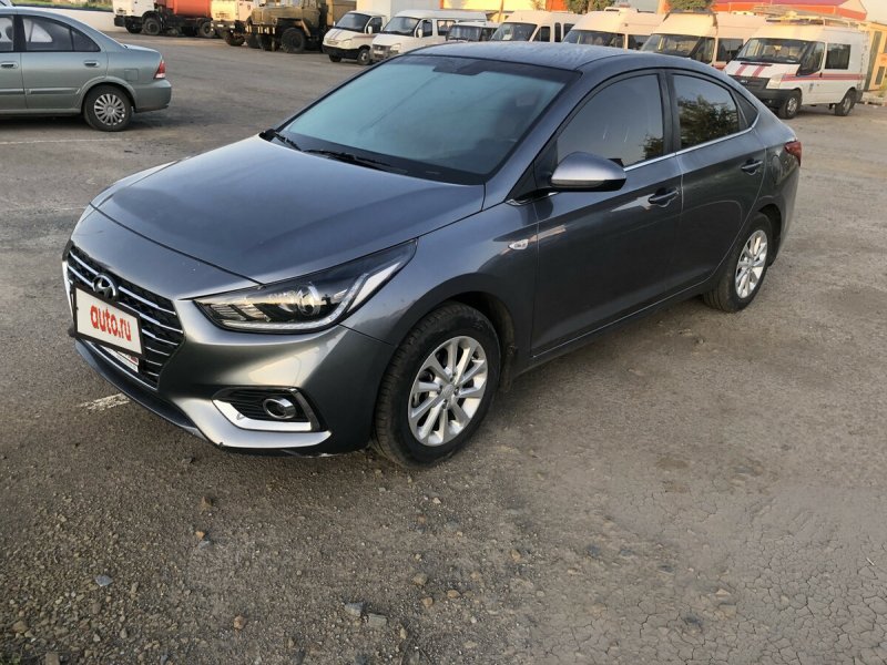 Hyundai Solaris тёмно-серый