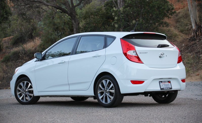 Hyundai Solaris 2016 хэтчбек
