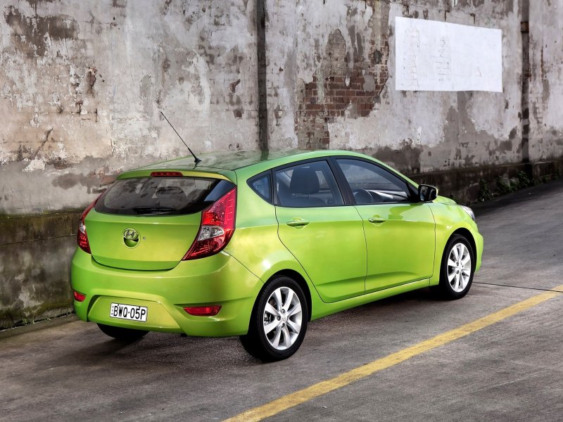 Hyundai Accent 4 поколение