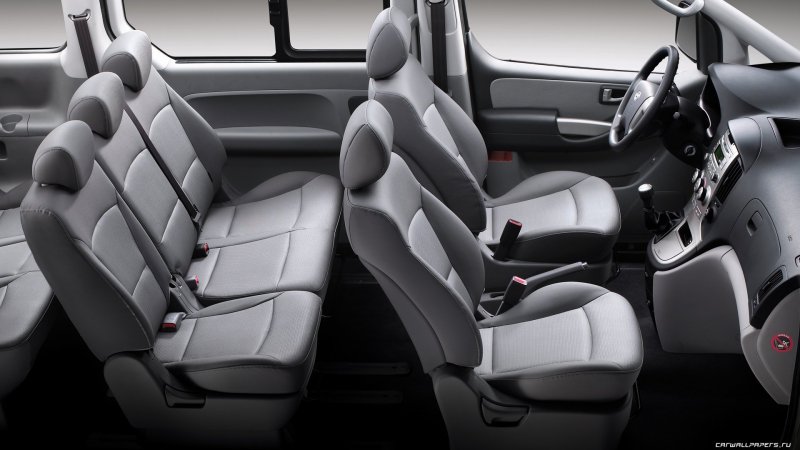 Hyundai h-1 II салон