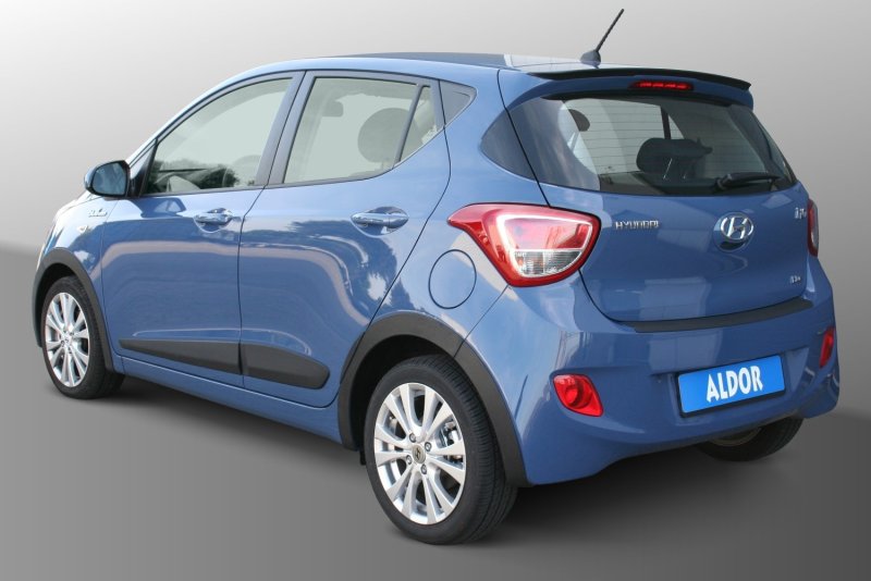 Hyundai i10 черный