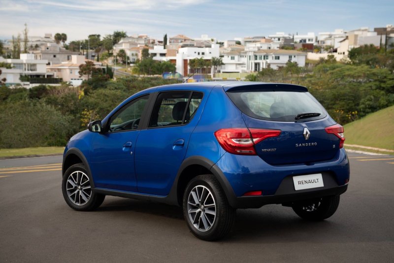 Dacia Logan 2021 ECALL button