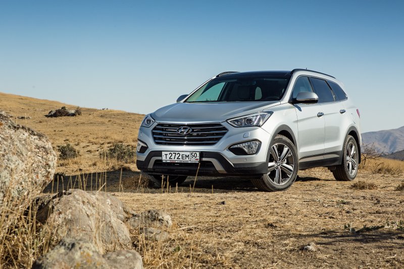 Hyundai Grand Santa Fe