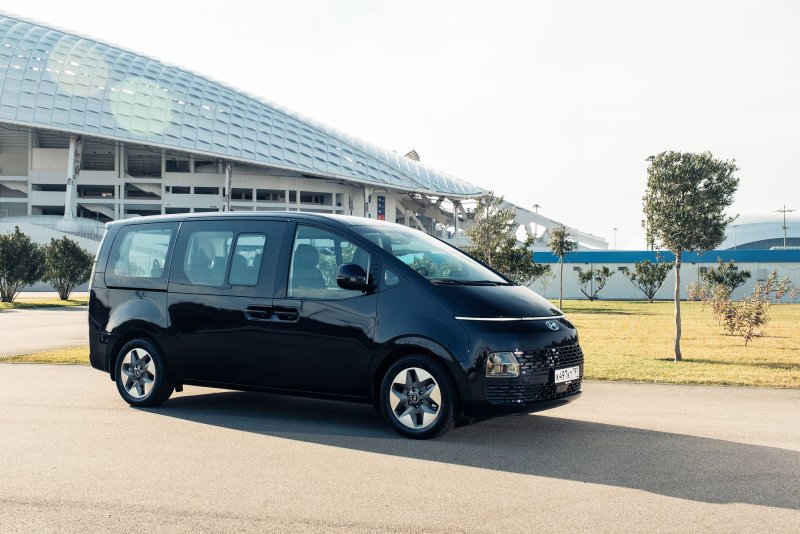 Hyundai Staria 2021