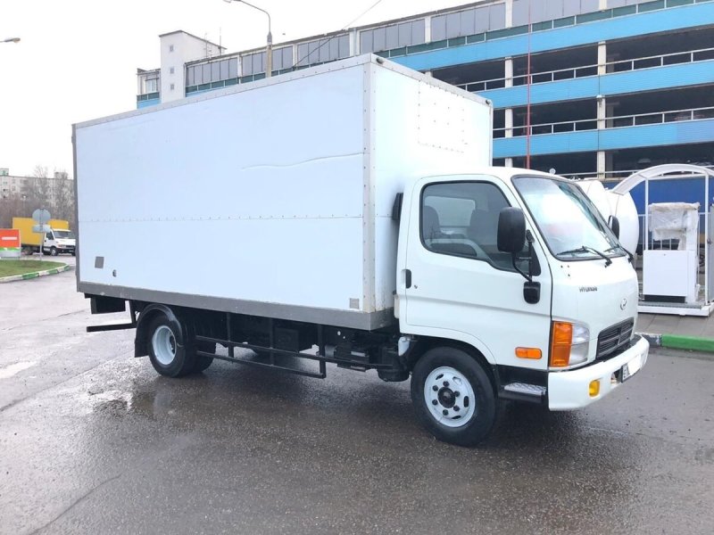 Hyundai HD 72 (изотермический фургон)