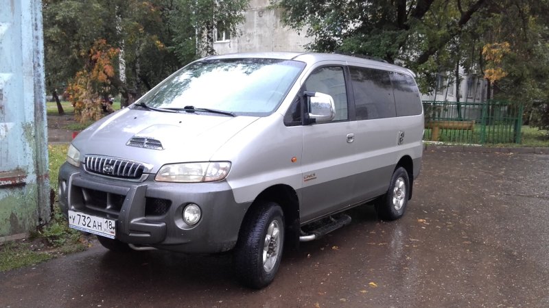 Hyundai h-1 Starex (2004-2007)