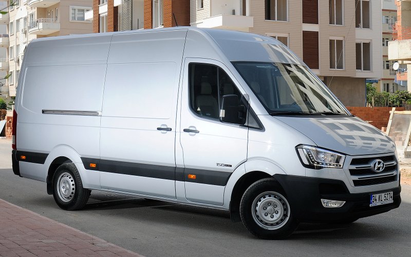 Hyundai h350 van